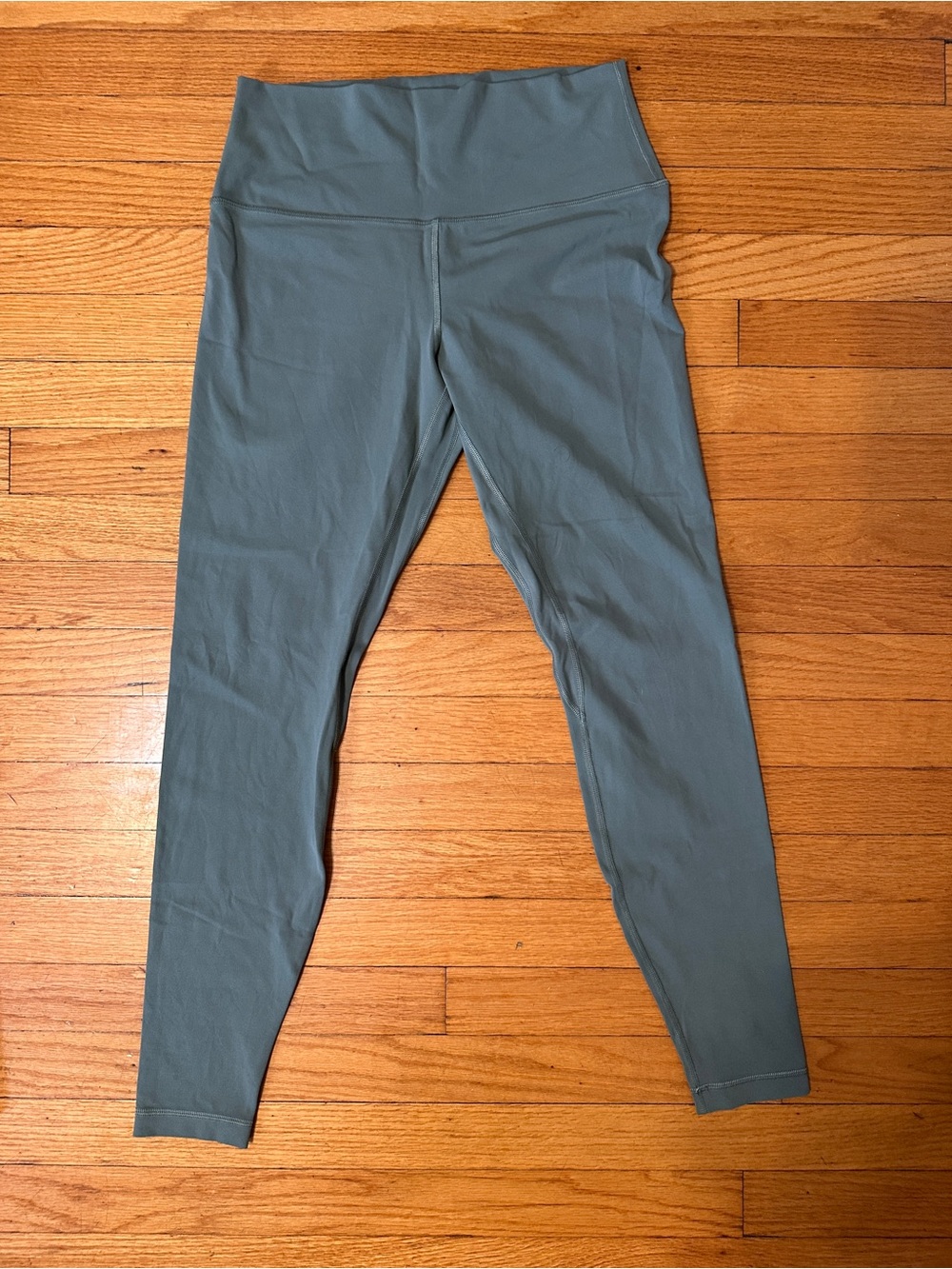lululemon athletica High-Rise Leggings in Sage Green